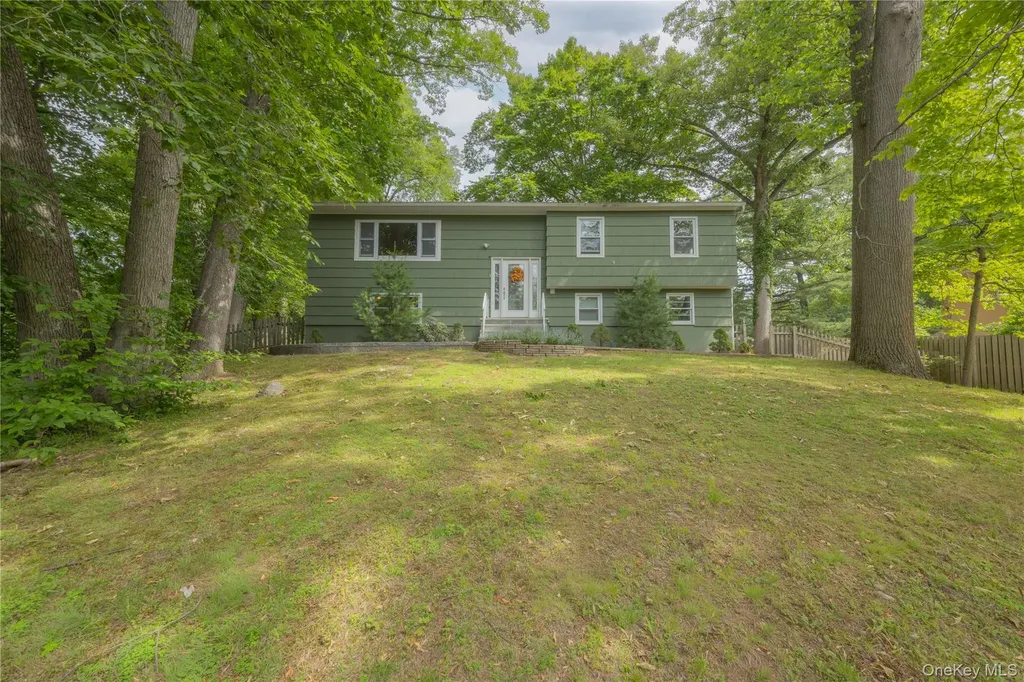 11 Guterl Terrace Pearl River NY 10965