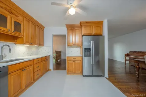 11 Guterl Terrace Pearl River NY 10965