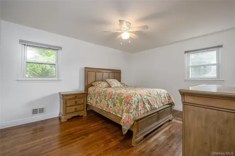 11 Guterl Terrace Pearl River NY 10965