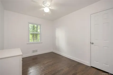 11 Guterl Terrace Pearl River NY 10965