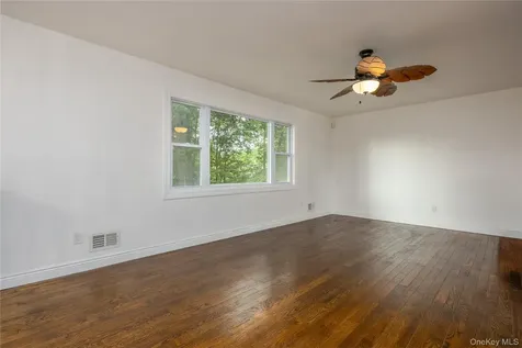 11 Guterl Terrace Pearl River NY 10965