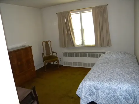 2810 210th Place Bayside NY 11360