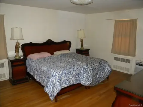 2810 210th Place Bayside NY 11360