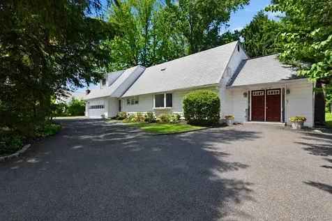 2 Bell Place Rye Brook NY 10573