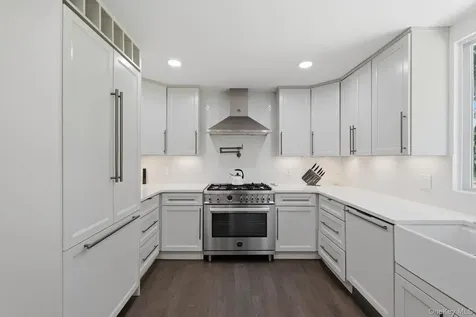 2 Bell Place Rye Brook NY 10573