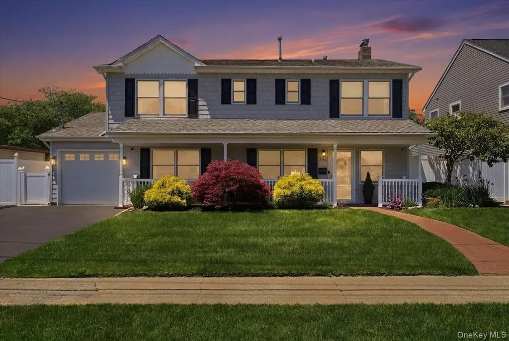 346 Seaford Avenue Massapequa NY 11758