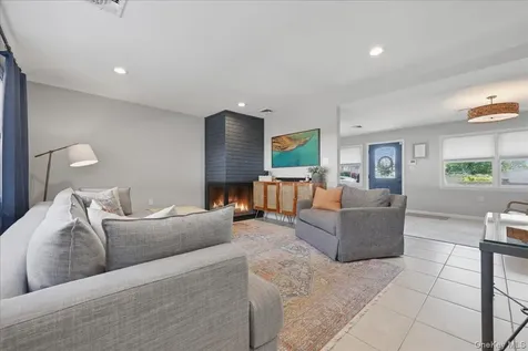 346 Seaford Avenue Massapequa NY 11758