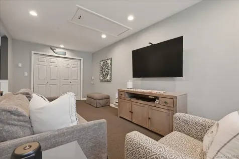 346 Seaford Avenue Massapequa NY 11758
