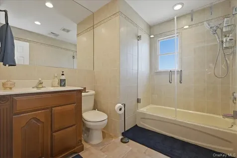 346 Seaford Avenue Massapequa NY 11758