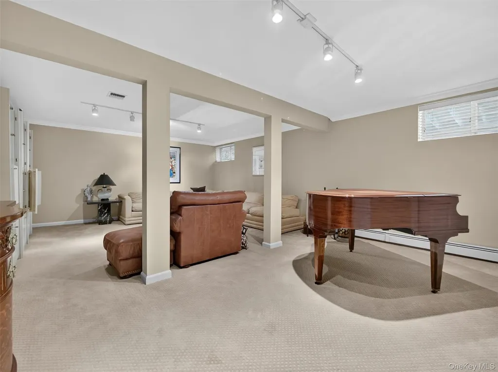 20 Fox Court Suffern NY 10901