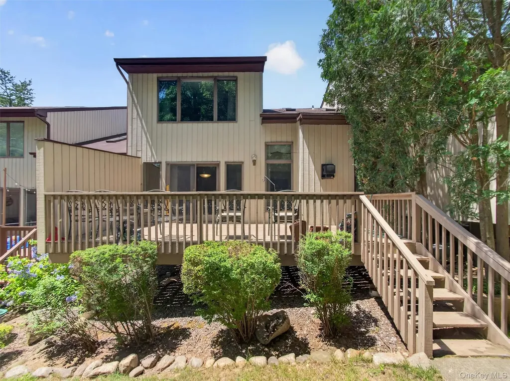 20 Fox Court Suffern NY 10901