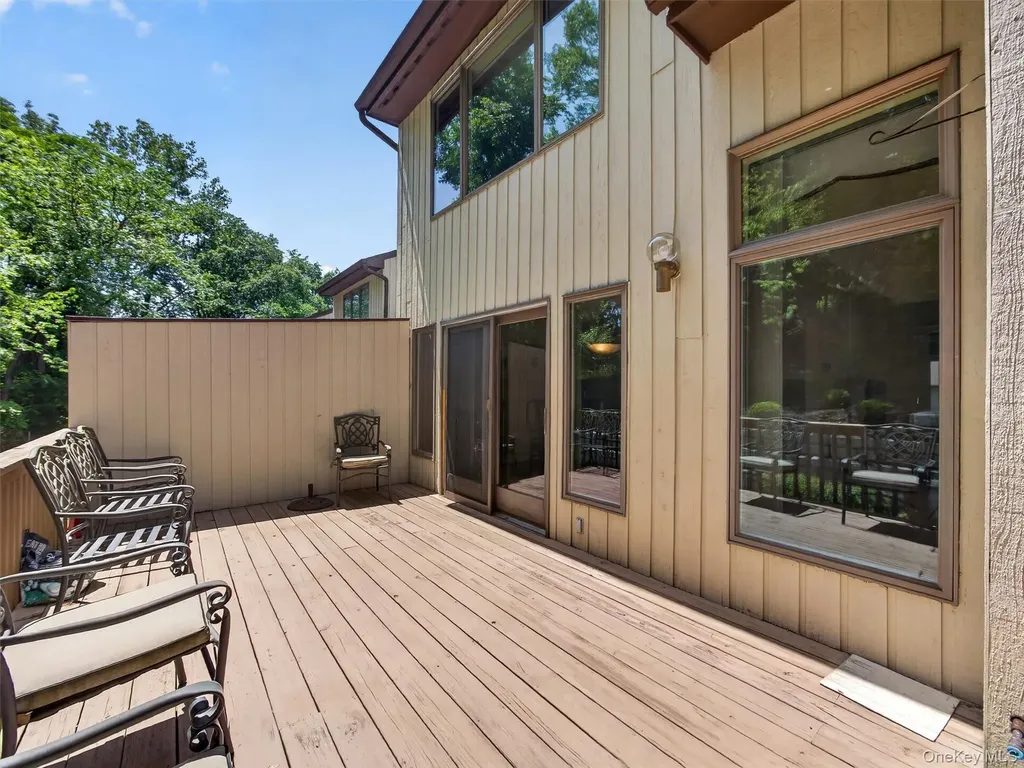 20 Fox Court Suffern NY 10901