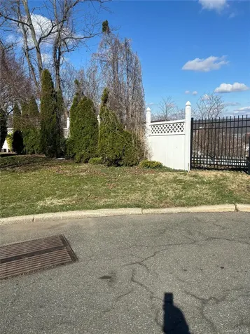 223 Glenbrook Avenue Yonkers NY 10705