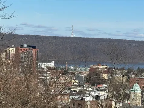 223 Glenbrook Avenue Yonkers NY 10705