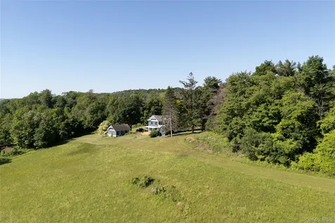 1838 River Road West Coxsackie NY 12124