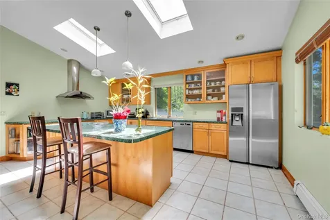5 Eden Roc Drive Locust Valley NY 11560