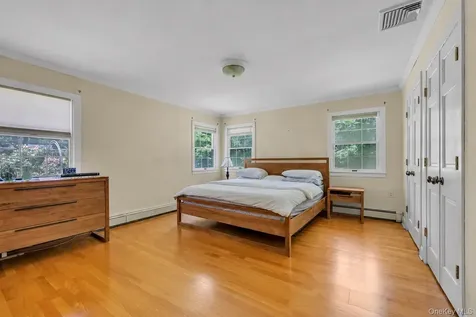 5 Eden Roc Drive Locust Valley NY 11560