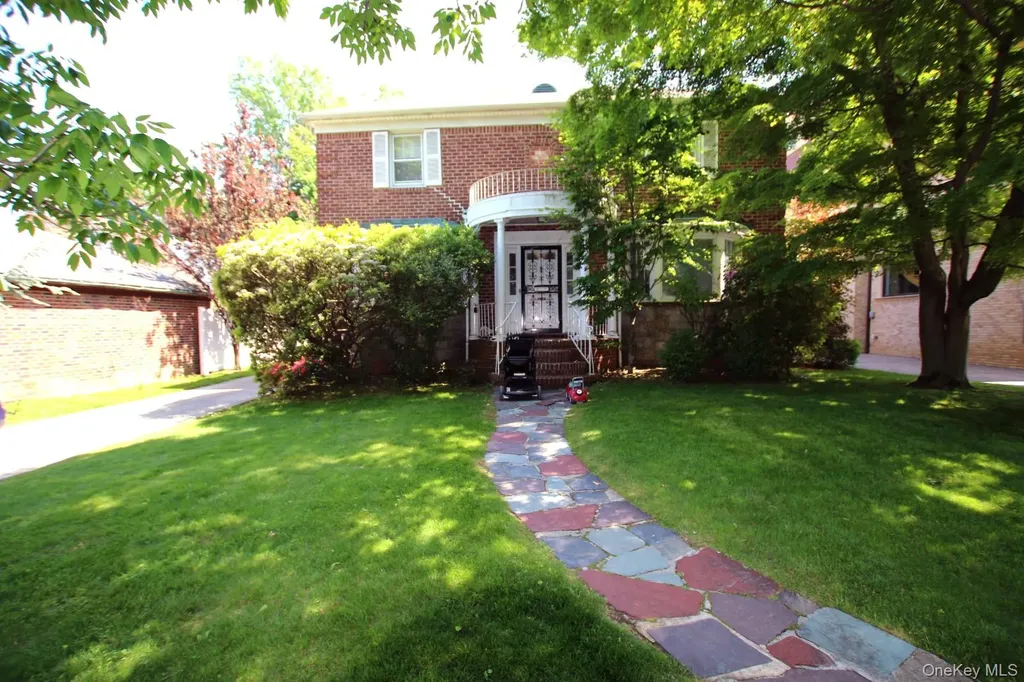 18714 Aberdeen Road Jamaica Estates NY 11432