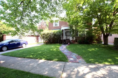 18714 Aberdeen Road Jamaica Estates NY 11432
