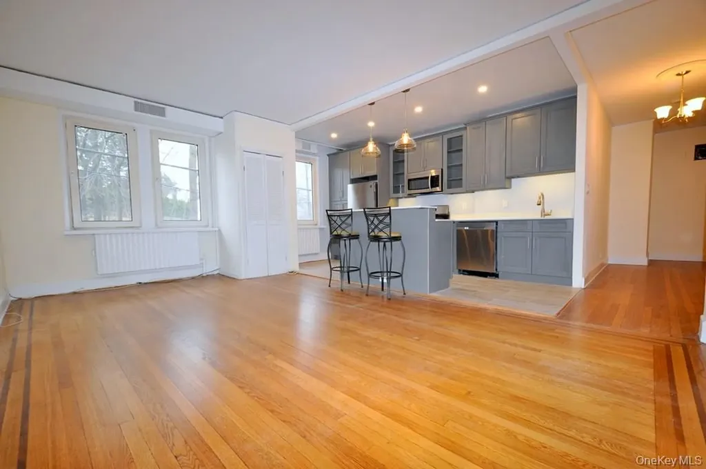 69 Harney Road Scarsdale NY 10583