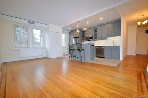 69 Harney Road Scarsdale NY 10583