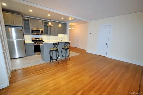 69 Harney Road Scarsdale NY 10583