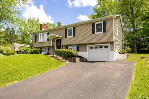 14 Balfour Drive Wappingers Falls NY 12590