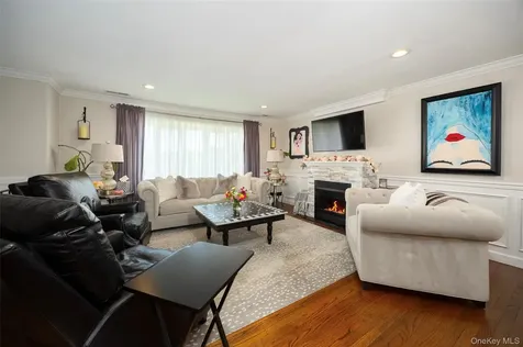 14 Balfour Drive Wappingers Falls NY 12590
