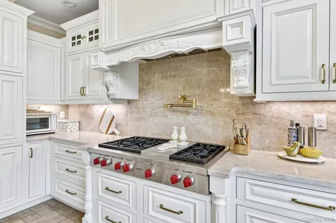 217 Wellington Road Garden City NY 11530