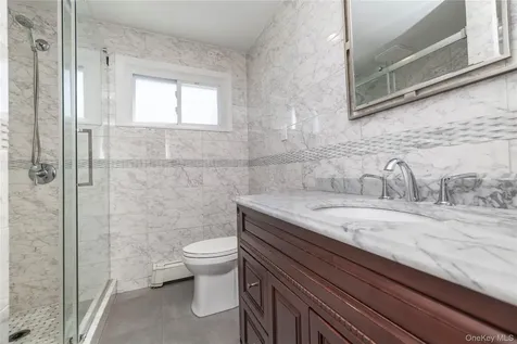 140 Baltimore Massapequa NY 11758