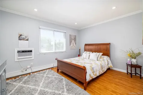 140 Baltimore Massapequa NY 11758