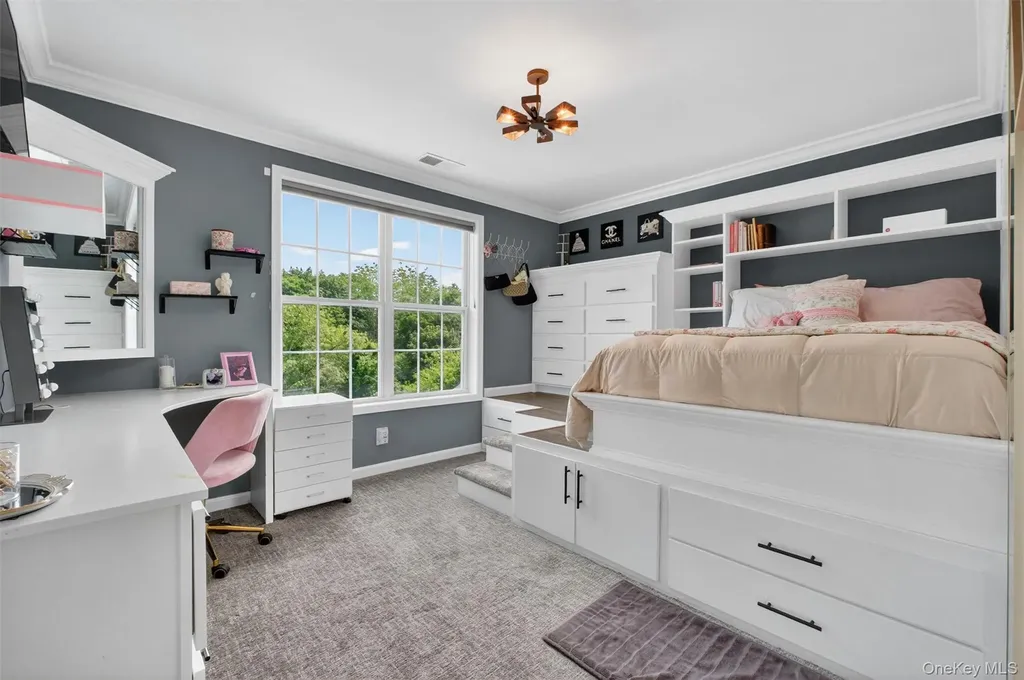 10 Sandlewood Circle Hopewell Junction NY 12533