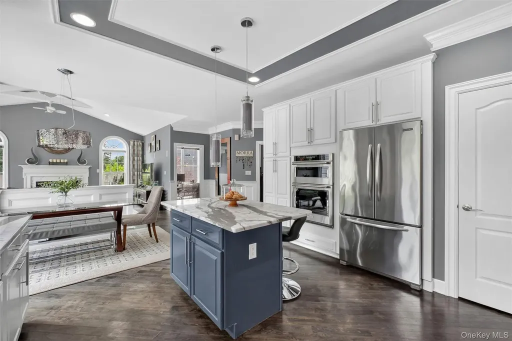 10 Sandlewood Circle Hopewell Junction NY 12533