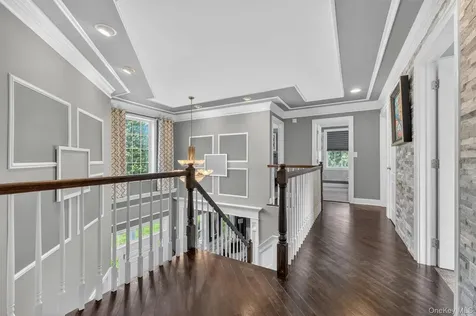 10 Sandlewood Circle Hopewell Junction NY 12533