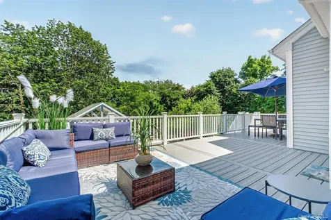 10 Sandlewood Circle Hopewell Junction NY 12533