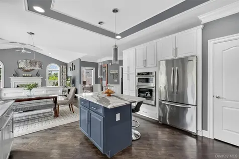 10 Sandlewood Circle Hopewell Junction NY 12533