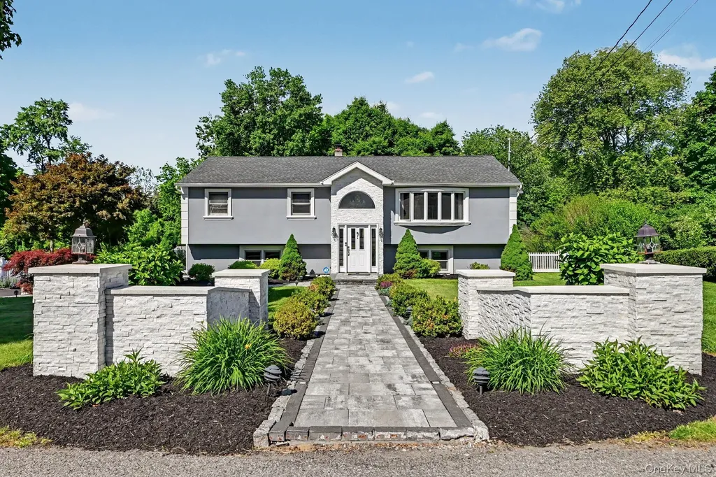 61 Friendly Road Mahopac NY 10541