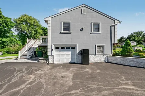 61 Friendly Road Mahopac NY 10541