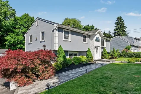 61 Friendly Road Mahopac NY 10541