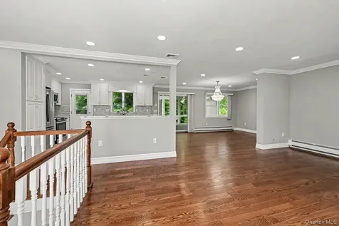 61 Friendly Road Mahopac NY 10541