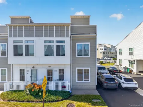 7110 Beach Front Road Arverne NY 11692
