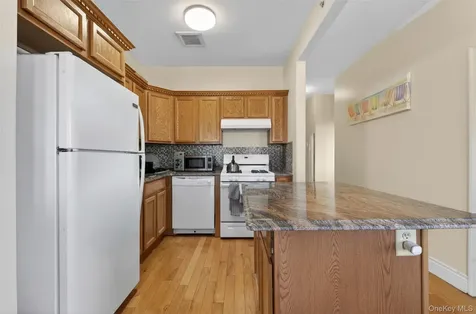 7110 Beach Front Road Arverne NY 11692