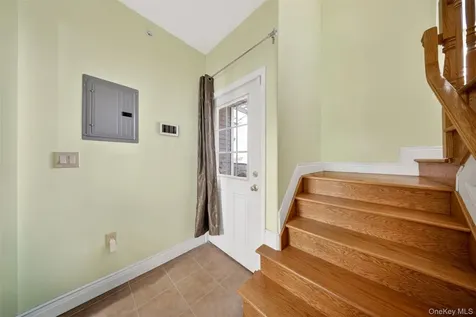 7110 Beach Front Road Arverne NY 11692