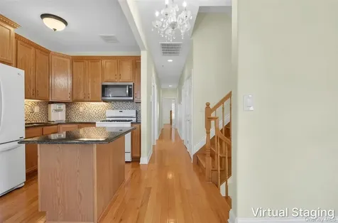 7110 Beach Front Road Arverne NY 11692