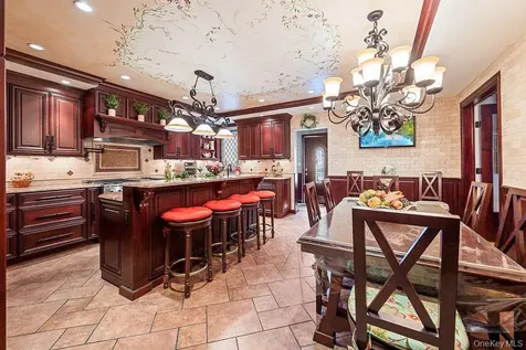 4 Point Crescent Whitestone NY 11357
