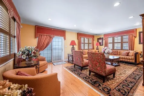 4 Point Crescent Whitestone NY 11357
