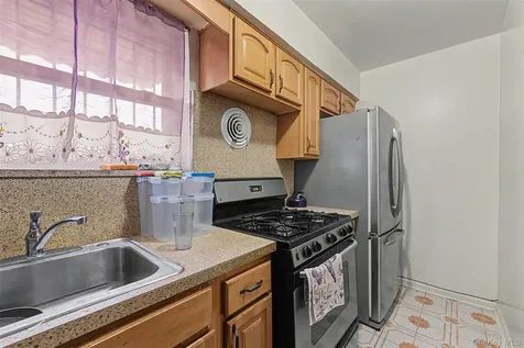 1010 E 233rd Street Bronx NY 10466