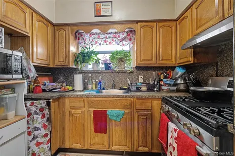 1010 E 233rd Street Bronx NY 10466