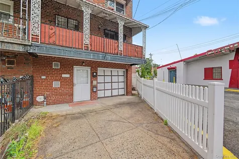 1010 E 233rd Street Bronx NY 10466