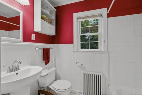 30 Orchard Park Poughkeepsie NY 12603